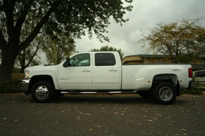 CUSTOM TRUCK - 2014 CHEVY  CUSTOM - Image 4 of 26