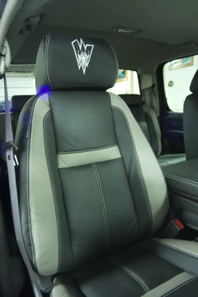 FRONT SEATS - 2014 CHEVY  CUSTOM - Image 12 of 27