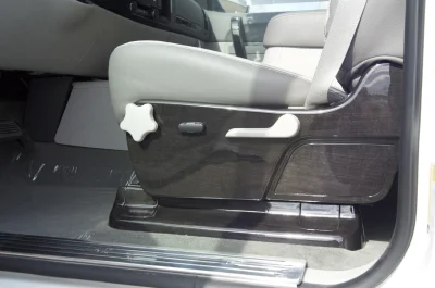 FRONT SEATS - 2014 CHEVY  CUSTOM - Image 22 of 27