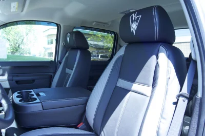 FRONT SEATS - 2014 CHEVY  CUSTOM - Image 25 of 27