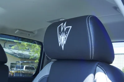 FRONT SEATS - 2014 CHEVY  CUSTOM - Image 27 of 27