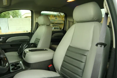 FRONT SEATS - 2014 CHEVY  CUSTOM - Image 9 of 27