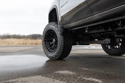 CHEVY 2500 HD LIFT PACKAGE BY WALDOCH CUSTOM LIFTED GM HEAVY DUTY TRUCK WITH FACTORY WARRANTY - 2025 CHEVY SILVERADO 2500 LIFT - Image 2 of 19