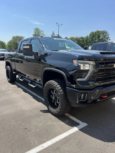 2026 CHEVY SILVERADO 2500 - LEVEL PACKAGE - BLACK (GBA) - 2026 CHEVY SILVERADO 2500 LEVEL - Image 4 of 15
