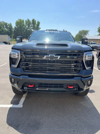 2026 CHEVY SILVERADO 2500 - LEVEL PACKAGE - BLACK (GBA) - 2026 CHEVY SILVERADO 2500 LEVEL - Image 2 of 15