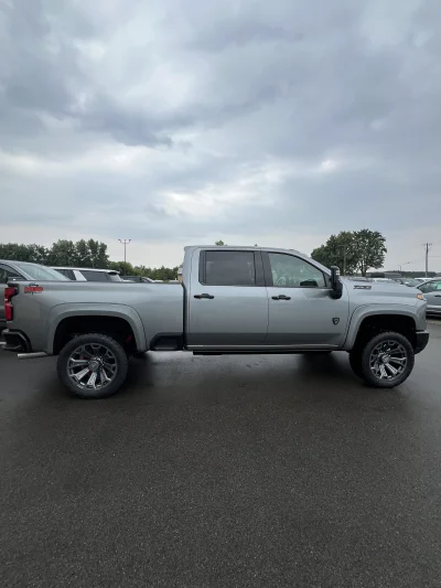 CUSTOM CHEVY SILVERADO 2500 WALDOCH BUILT M80X PACKAGE THE BEST AROUND - 2026 CHEVY SILVERADO 2500 M80X - Image 5 of 16