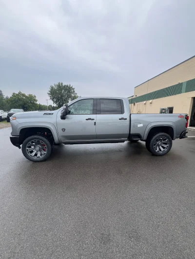 CUSTOM CHEVY SILVERADO 2500 WALDOCH BUILT M80X PACKAGE THE BEST AROUND - 2026 CHEVY SILVERADO 2500 M80X - Image 2 of 16