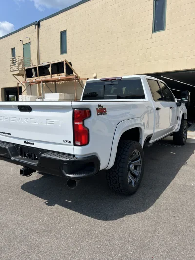 CUSTOM CHEVY 2500 WALDOCH BUILT M80X PACKAGE - 2026 CHEVY SILVERADO 2500 M80X - Image 12 of 16