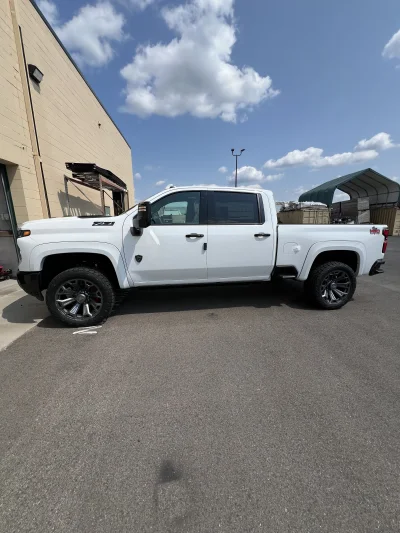 CUSTOM CHEVY 2500 WALDOCH BUILT M80X PACKAGE - 2026 CHEVY SILVERADO 2500 M80X - Image 1 of 16