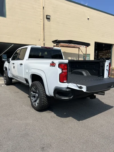 CUSTOM CHEVY 2500 WALDOCH BUILT M80X PACKAGE - 2026 CHEVY SILVERADO 2500 M80X - Image 9 of 16