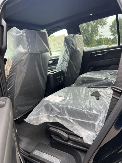 2026 CHEVY TAHOE 1500 Z71 - RAMPAGE PACKAGE -  BLACK (GBA) - 2026 CHEVY TAHOE RAMPAGE - Image 9 of 15