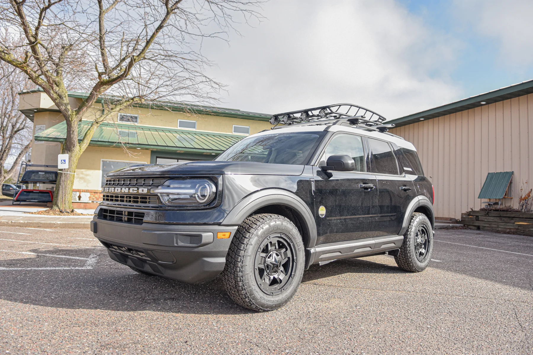 NORTH SHORE BLACK - 2022 FORD BRONCO SPORT NORTH SHORE