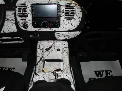 INTERIOR FORD SUV - 2015 FORD F-150 CUSTOM - Image 14 of 20