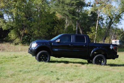 BLACK KNIGHT F150 - 2015 FORD F-150 CUSTOM - Image 37 of 51