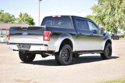 BLACK AND SILVER - 2019 FORD F-150 M80 - Image 10 of 17