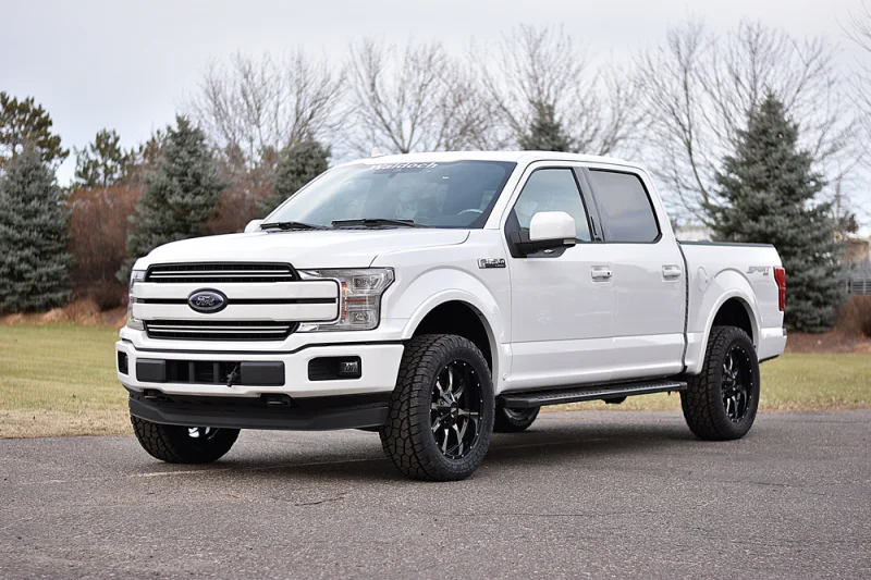 OXFORD WHITE 1 by Waldoch Crafts