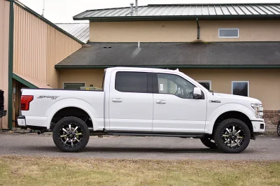 OXFORD WHITE 1 - 2020 FORD F-150 LEVEL - Image 4 of 10