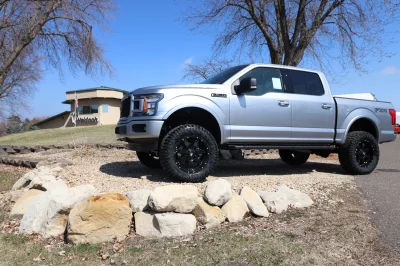 2020 FORD F-150 LIFT TRUCK BY WALDOCH - COLOR INGOT SILVER CUSTOM TRUCK - 2020 FORD F-150 LIFT - Image 22 of 23