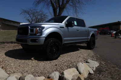 2020 FORD F-150 LIFT TRUCK BY WALDOCH - COLOR INGOT SILVER CUSTOM TRUCK - 2020 FORD F-150 LIFT - Image 4 of 23