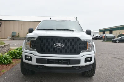 OXFORD WHITE 3 - 2020 FORD F-150 M80 - Image 2 of 10