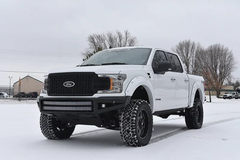 OXFORD WHITE 6 by Waldoch Crafts