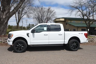 2022 FORD F150 LEVEL PACKAGE BY WALDOCH WHITE WITH CUSTOM FORD EMBLEMS - 2022 FORD F-150 LEVEL - Image 11 of 24