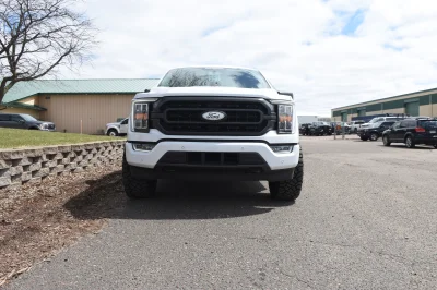 2022 FORD F150 LEVEL PACKAGE BY WALDOCH WHITE WITH CUSTOM FORD EMBLEMS - 2022 FORD F-150 LEVEL - Image 17 of 24