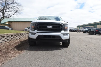 2022 FORD F150 LEVEL PACKAGE BY WALDOCH WHITE WITH CUSTOM FORD EMBLEMS - 2022 FORD F-150 LEVEL - Image 18 of 24