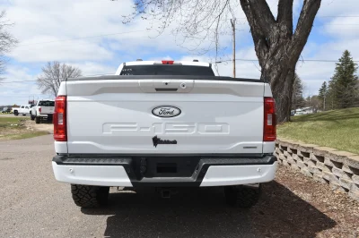 2022 FORD F150 LEVEL PACKAGE BY WALDOCH WHITE WITH CUSTOM FORD EMBLEMS - 2022 FORD F-150 LEVEL - Image 4 of 24