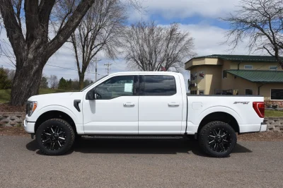 2022 FORD F150 LEVEL PACKAGE BY WALDOCH WHITE WITH CUSTOM FORD EMBLEMS - 2022 FORD F-150 LEVEL - Image 5 of 24