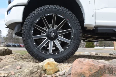 2022 FORD F150 LIFT TRUCK PACKAGE BY WALDOCH WHITE - 2022 FORD F-150 LIFT - Image 28 of 37