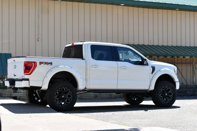 2022 FORD F150 CUSTOM LIFT PACKAGE BY WALDOCH - WHITE - 2022 FORD F-150 LIFT - Image 5 of 16