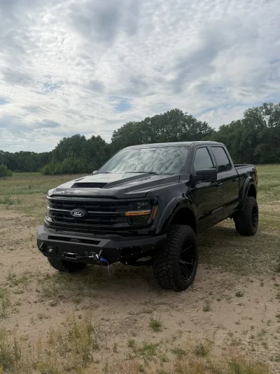 CUSTOM F150 ECO BOOST 3.5L LIFTED WITH 37” TIRES BY WALDOCH BLACK - 2025 FORD F-150 CUSTOM - Image 8 of 8