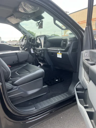 2026 FORD F150 XL  - BASIC PACKAGE - AGATE BLACK (UM) - 2026 FORD F-150 CUSTOM - Image 9 of 13