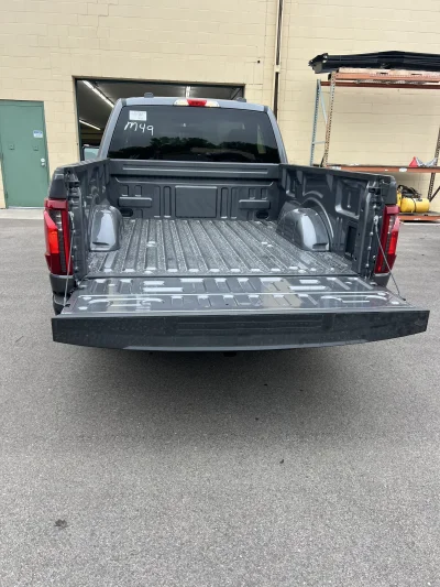 2026 FORD F150 XL REG CAB - LOWERED PACKAGE - CARBONIZED GRAY - 2026 FORD F-150 CUSTOM - Image 6 of 13