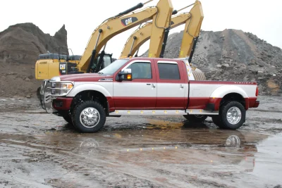 RED DUALLY - 2020 FORD F-250 BIG WHEELER - Image 2 of 42