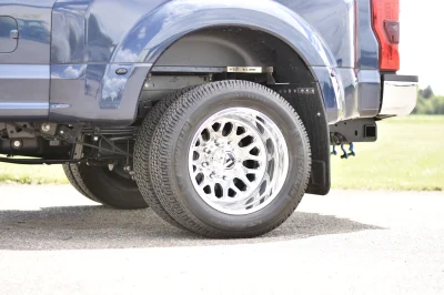 BLUE JEANS - 2020 FORD F-250 BIG WHEELER - Image 11 of 16