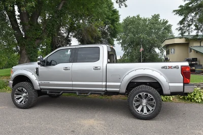 INGOT SILVER - 2020 FORD F-250 LIFT - Image 6 of 8