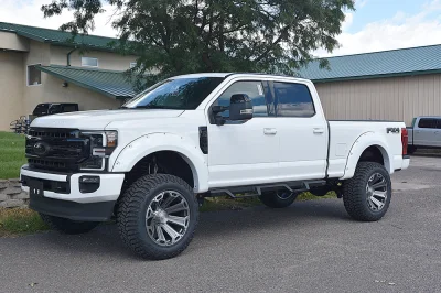 SUMMIT WHITE 1 - 2020 FORD F-250 LIFT - Image 2 of 11