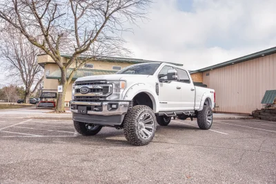 SUMMIT WHITE 2 - 2020 FORD F-250 LIFT - Image 1 of 16