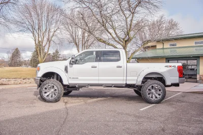 SUMMIT WHITE 2 - 2020 FORD F-250 LIFT - Image 3 of 16