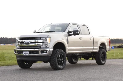 WHITE GOLD - 2020 FORD F-250 RAMPAGE - Image 1 of 10