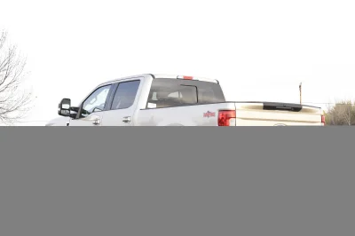 WHITE GOLD - 2020 FORD F-250 RAMPAGE - Image 4 of 10