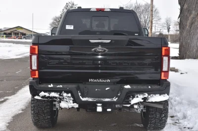 2021 FORD F250 CREW CAB SHORT BOX WITH A LIFT PACKAGE BY WALDOCH - CUSTOM LIFTED TRUCK - 2021 FORD F-250 LIFT - Image 4 of 7