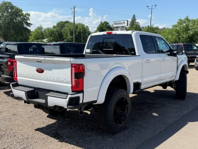 2025 F250 LARIAT ULTIMATE 7.2 GAS CUSTOM LIFT - 2025 FORD F-250 CUSTOM - Image 3 of 4