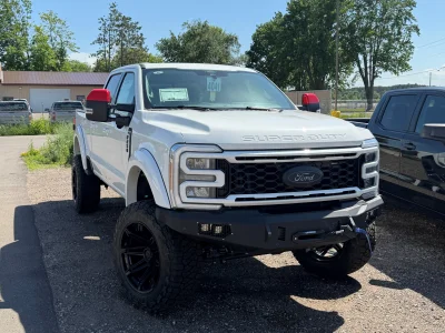 2025 F250 LARIAT ULTIMATE 7.2 GAS CUSTOM LIFT - 2025 FORD F-250 CUSTOM - Image 1 of 4