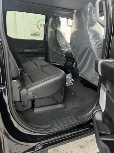 2026 FORD F250 - M80X PACKAGE - AGATE BLACK (UM) - 2026 FORD F-250 LEVEL - Image 7 of 14