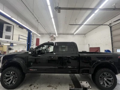 2026 FORD F250 - M80X PACKAGE - AGATE BLACK (UM) - 2026 FORD F-250 LEVEL - Image 3 of 14