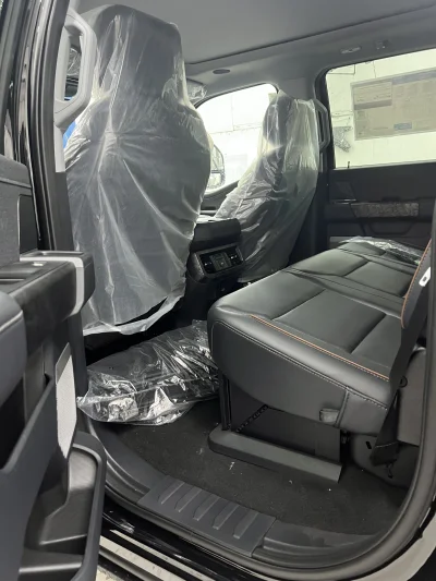 2026 FORD F250 - M80X PACKAGE - AGATE BLACK (UM) - 2026 FORD F-250 LEVEL - Image 6 of 14