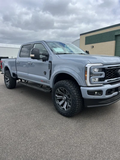 2026 FORD F250 LARIET - M80 PACKAGE - GLACIER GRAY (R7) - 2026 FORD F-250 M80 - Image 3 of 15